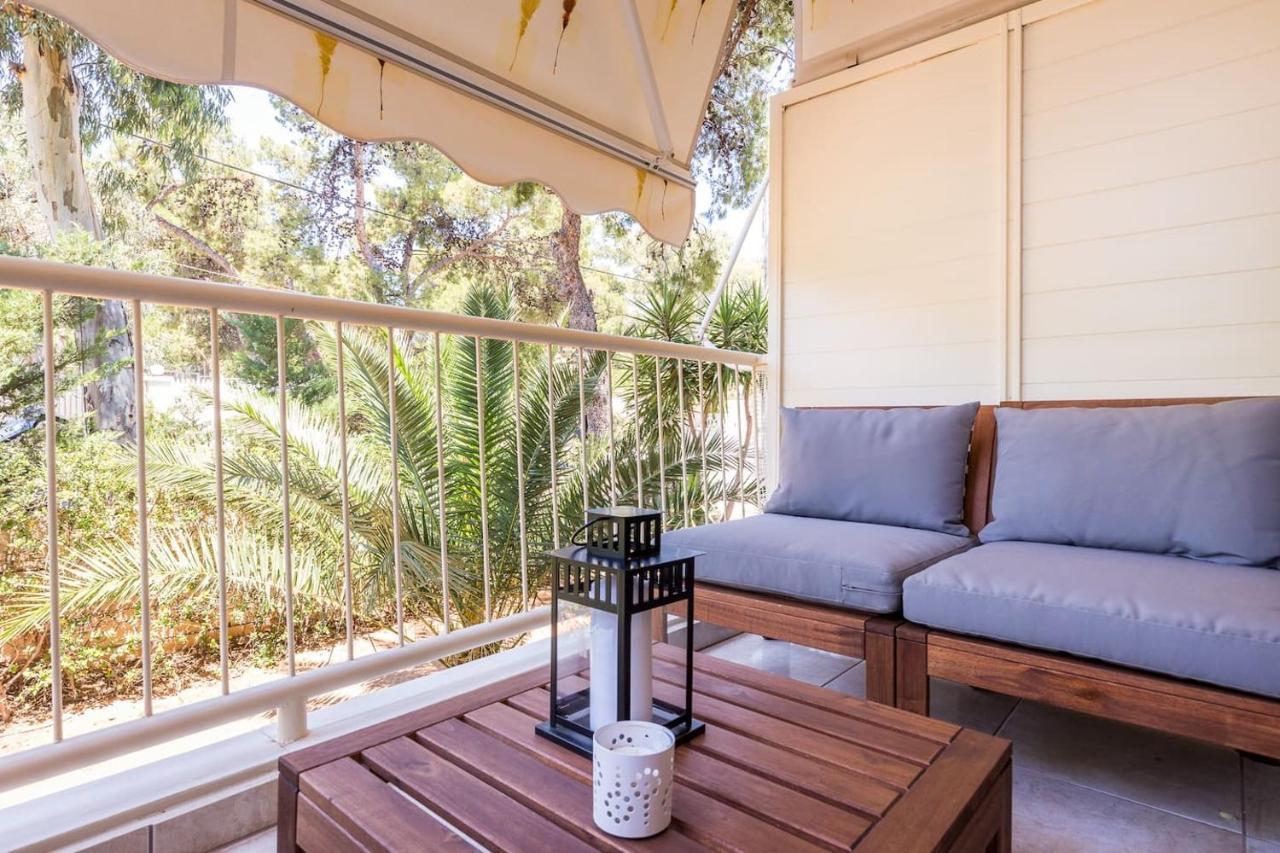 أثينا Elegant Apartment W Great Balcony In Vouliagmeni المظهر الخارجي الصورة