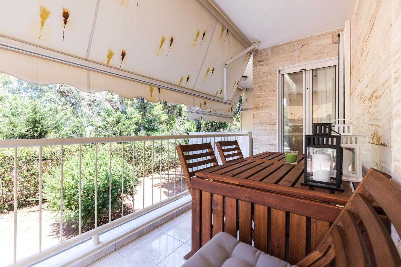 أثينا Elegant Apartment W Great Balcony In Vouliagmeni المظهر الخارجي الصورة